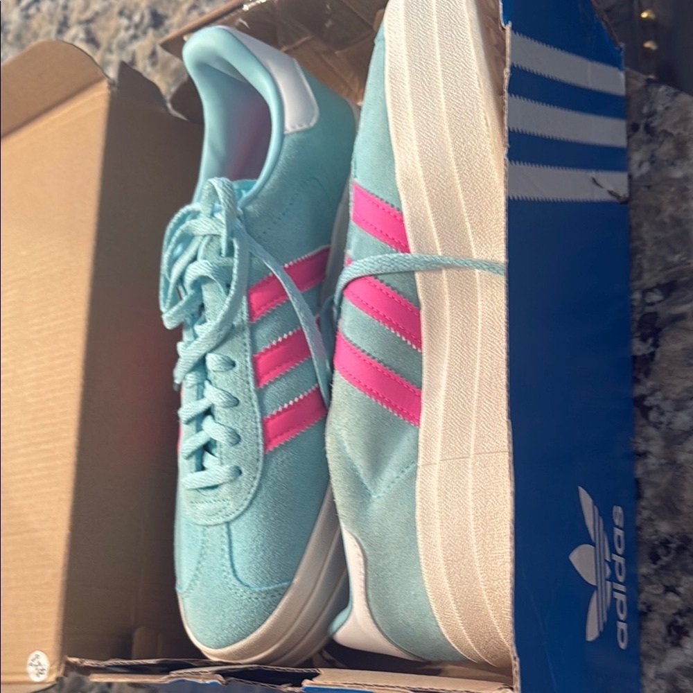 Adidas Women's Shoes in Aqua and Pink